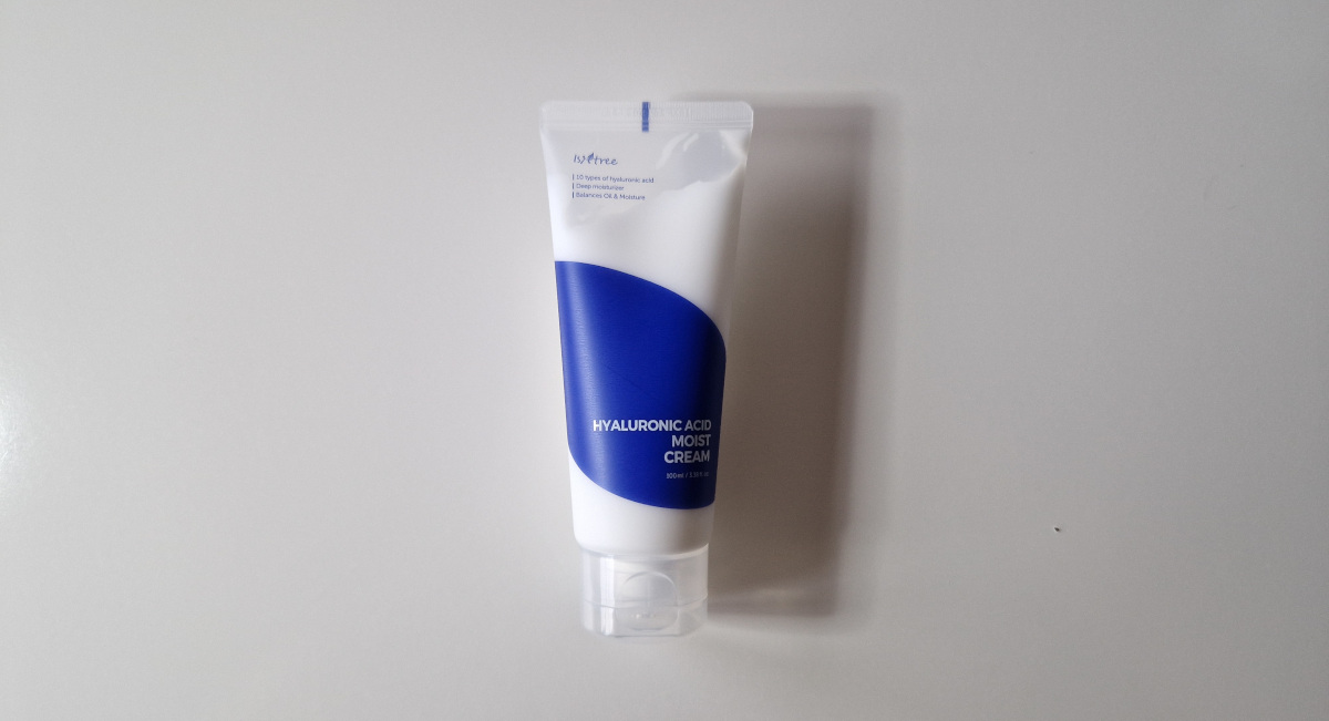 You are currently viewing Isntree Hyaluronic Acid Moist Cream – der Heilige Gral für trockene Haut! 💦