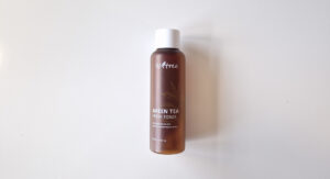 Mehr über den Artikel erfahren Isntree Green Tea Fresh Toner – hat meine Pickel weggeschmolzen! 😍