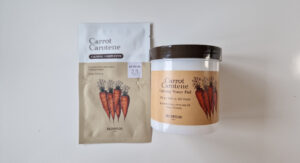 Mehr über den Artikel erfahren SKINFOOD Carrot Carotine Calming Water Pad – die Nr. 1 bei Olive Young! 🥕